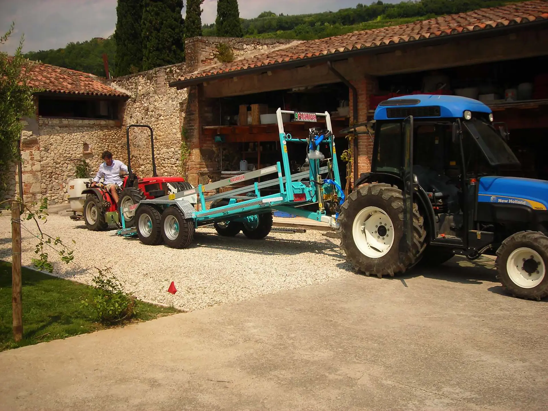 assale-tandem-trasporto-scarico-prodotti-ortofrutticoli