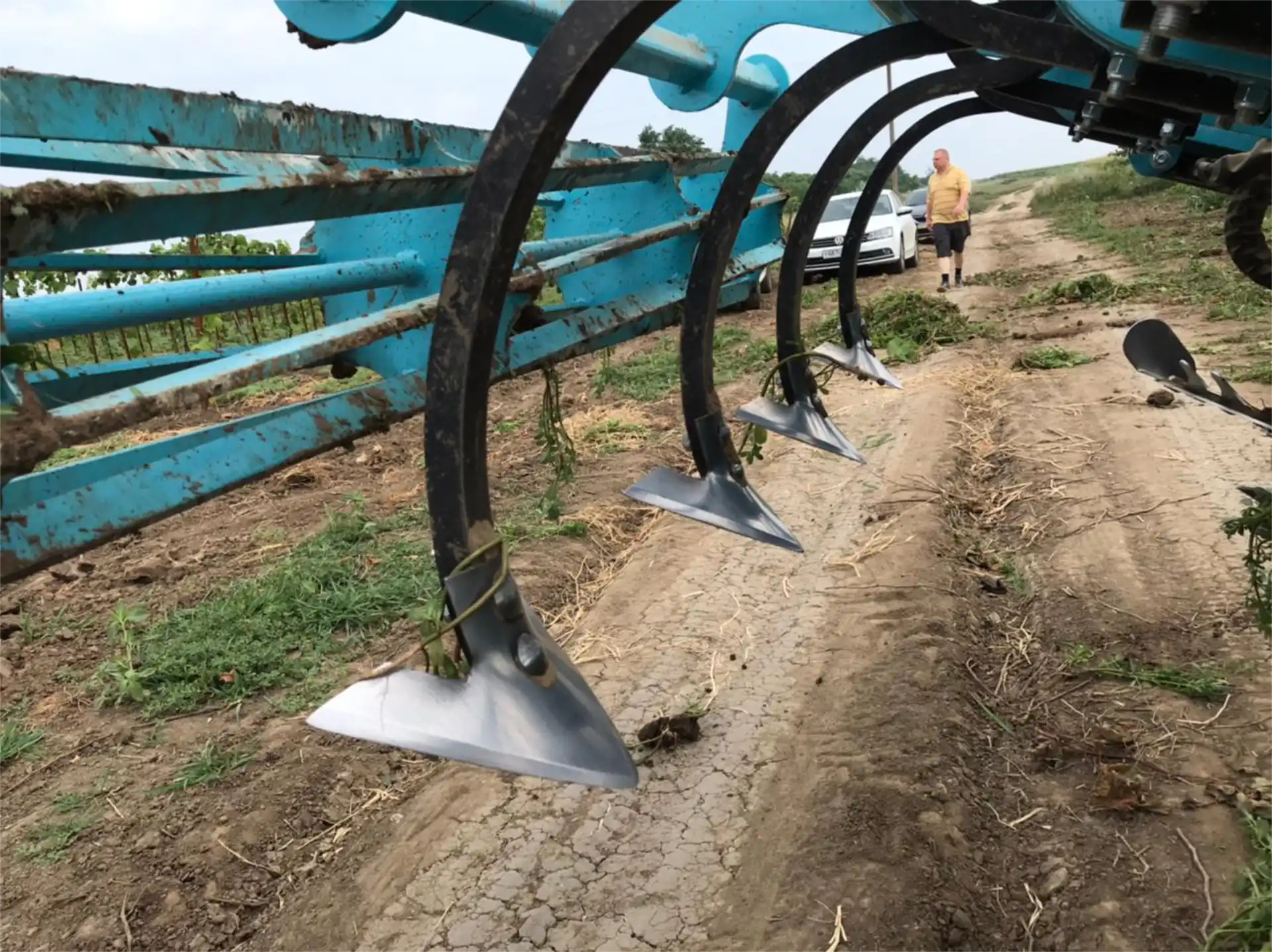 coltivatore-agricolo-ancore-regolabili-filari